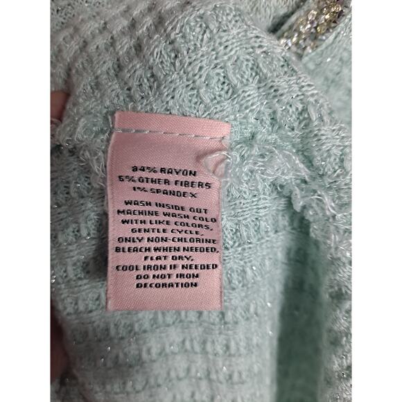 Juicy Couture Gray Rayon Blend Waffle Knit Jewel Trim V-Neck Sweater Size S - Picture 6 of 9